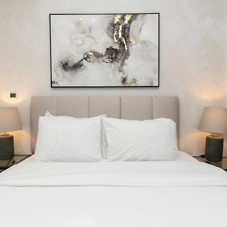 Luxury 2Br Downtown Apt With Burj Khalifa Views Dubai Buitenkant foto